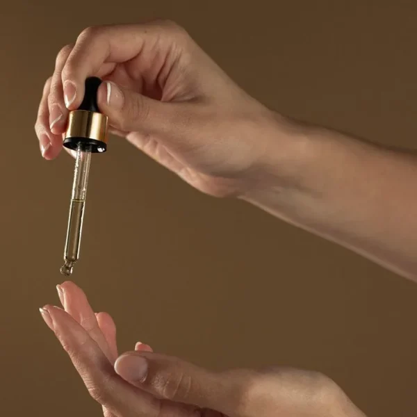 Minimalist 2% Salicylic Acid Face Serum - Image 8